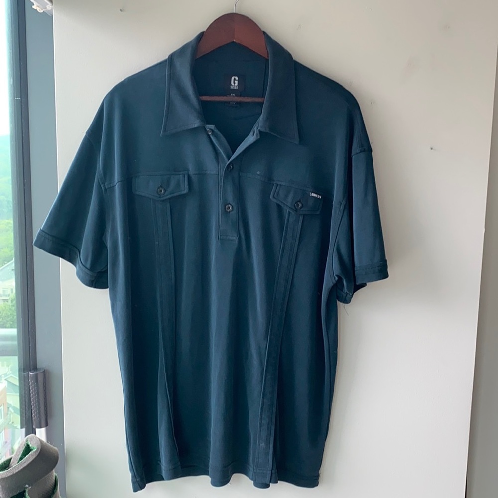 Beautiful Y2K Vintage Guess Bowling shirt